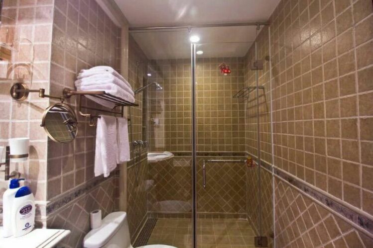 富力养生谷5房9床欧式温泉别墅第10张