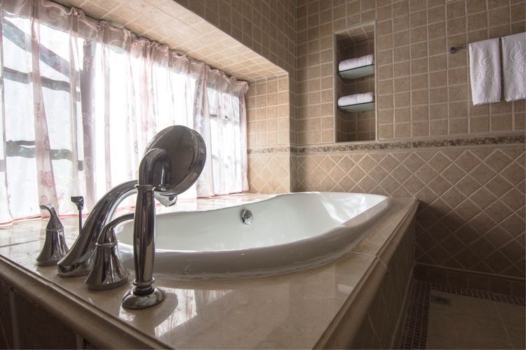 富力养生谷豪华欧式8房15床温泉双拼别墅第30张