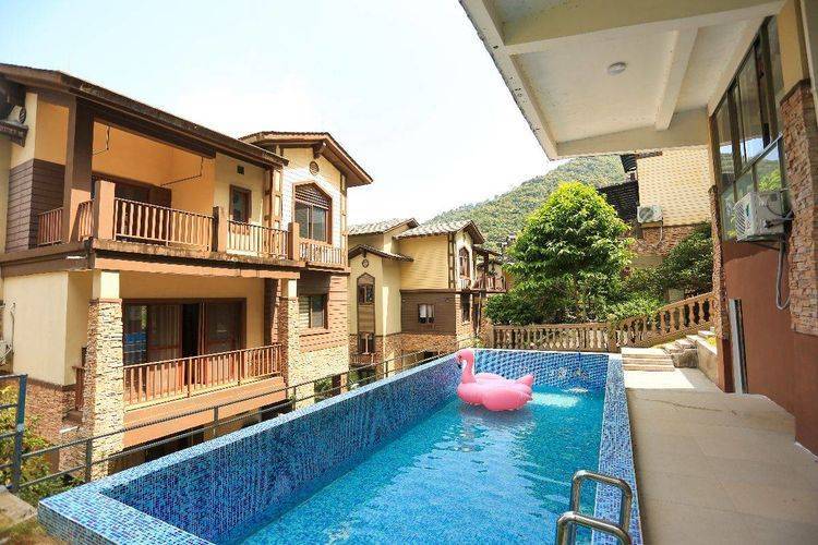 清远佛冈清泉城8房16床山顶泳池别墅第1张