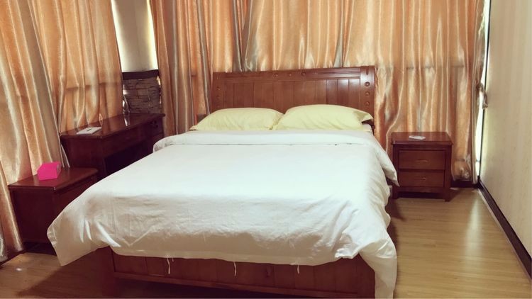 佛冈碧桂园8房14床山顶温泉泳池别墅第24张