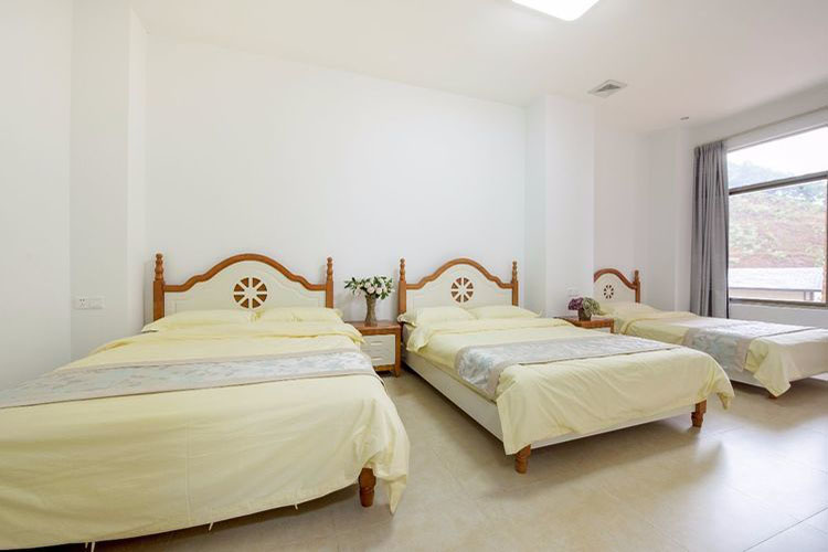 佛冈碧桂园8房16床带泳池别墅第16张