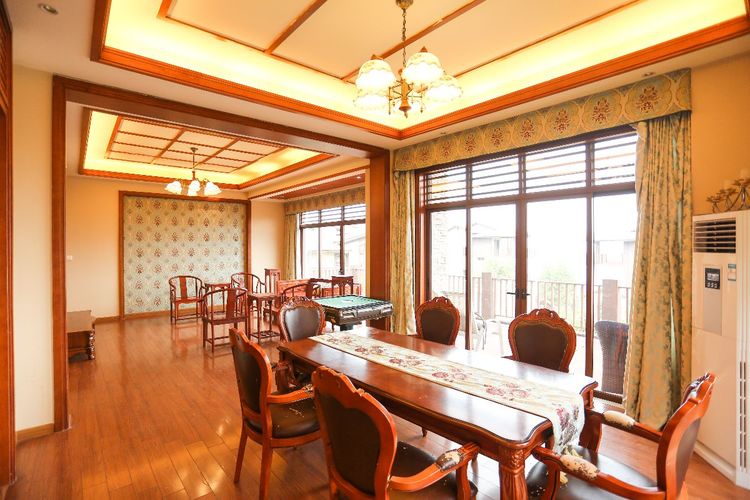 佛冈碧桂园8房14床山顶温泉泳池别墅第10张