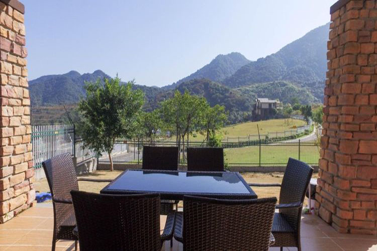 清远清泉城温泉5房8床独栋别墅第4张