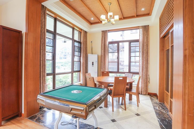 清远清泉城温泉5房8床独栋别墅第7张