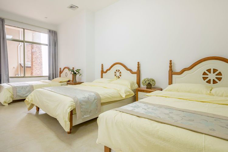 佛冈碧桂园8房16床带泳池别墅第15张