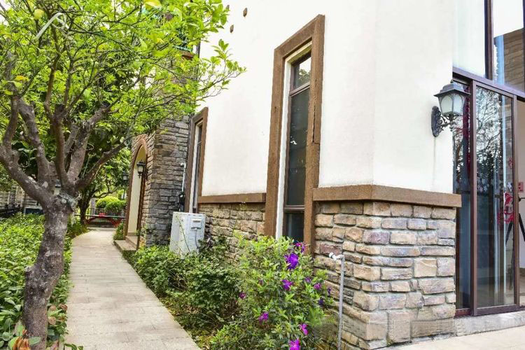 养生谷欧式伴溪8房15床温泉别墅第4张