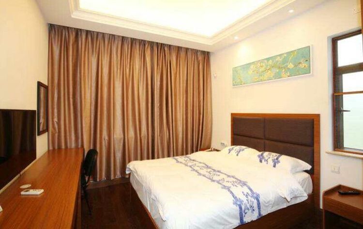 养生谷欧式伴溪8房15床温泉别墅第10张