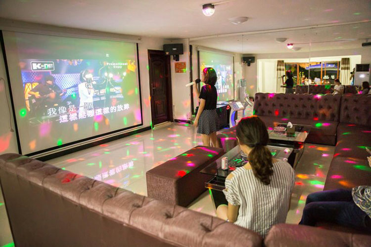 养生谷独栋欧式8房16床温泉别墅第14张