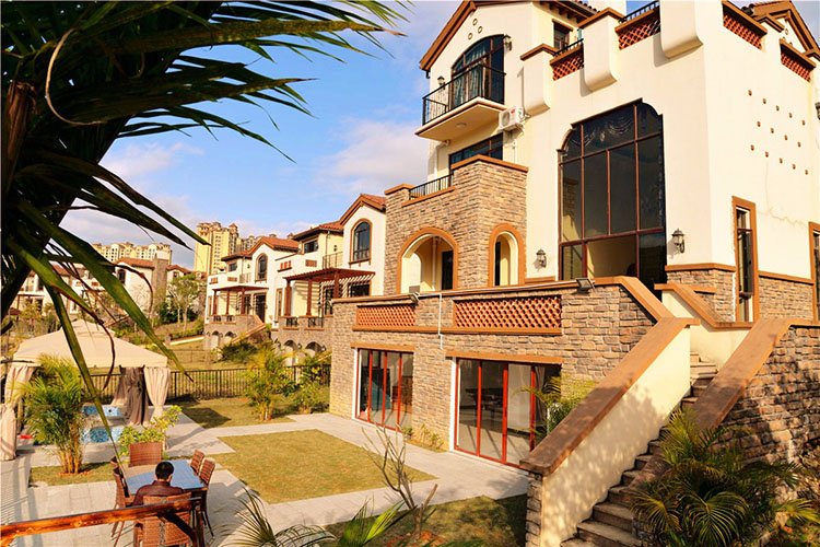 养生谷独栋欧式8房16床温泉别墅第1张