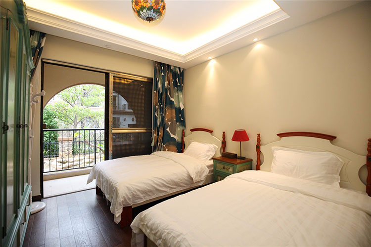 养生谷欧式豪华4房7床联排别墅第24张