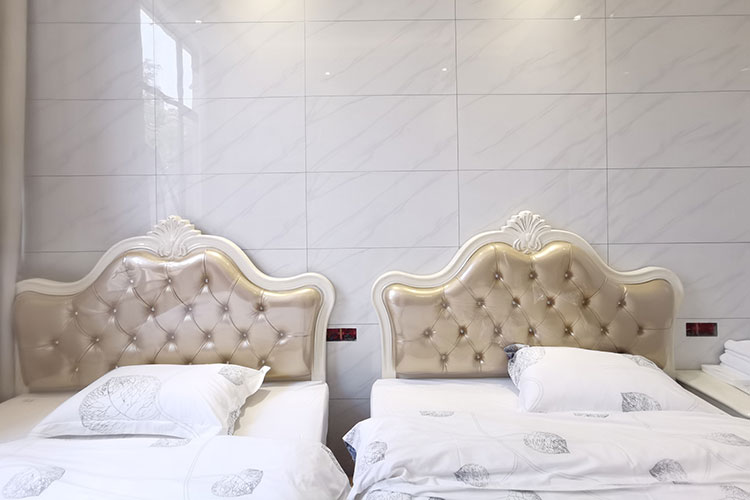 富力养生谷8房12床轻奢夜光泳池轰趴别墅第27张